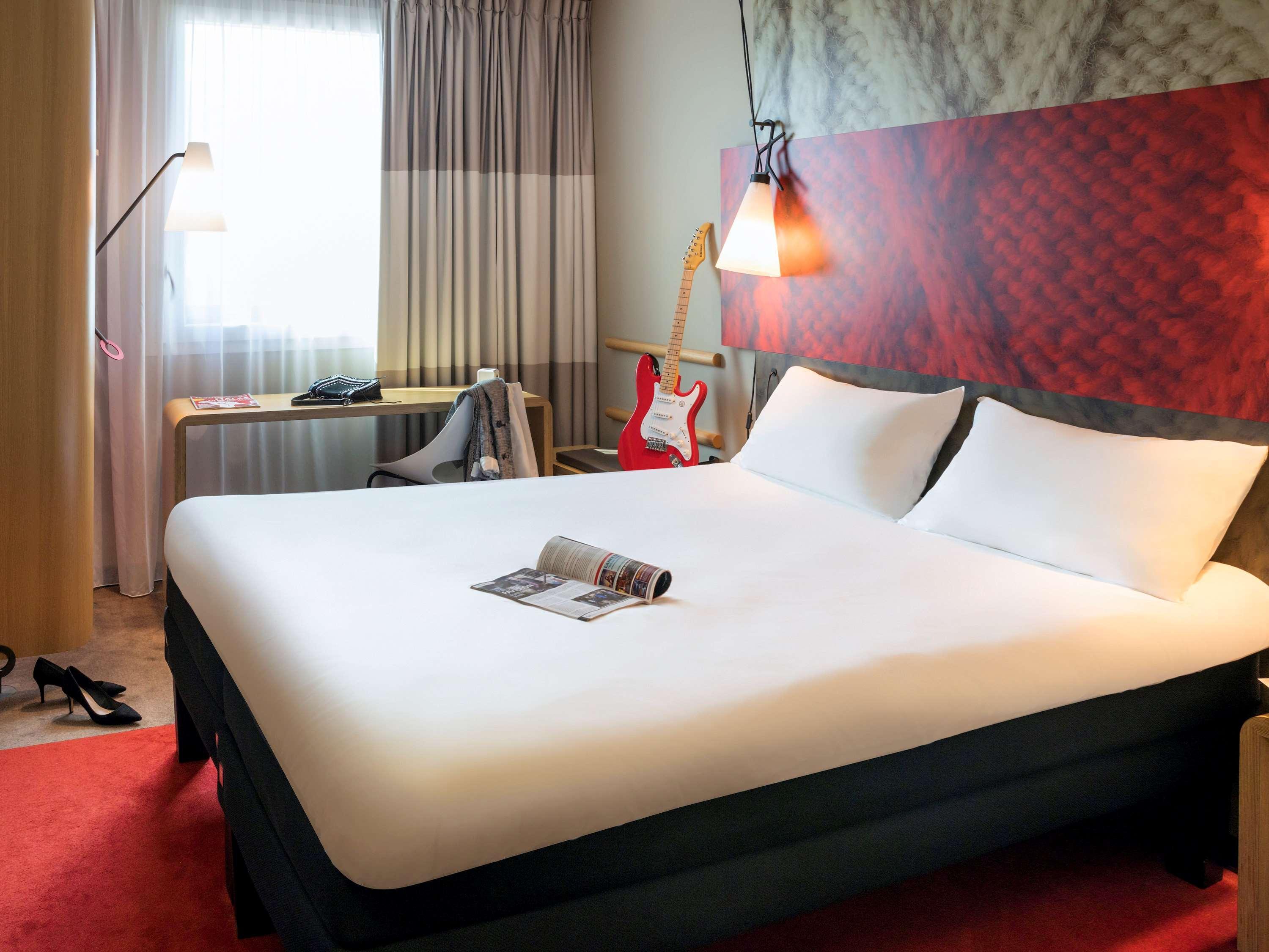 Ibis Hotel Koeln Am Dom Экстерьер фото