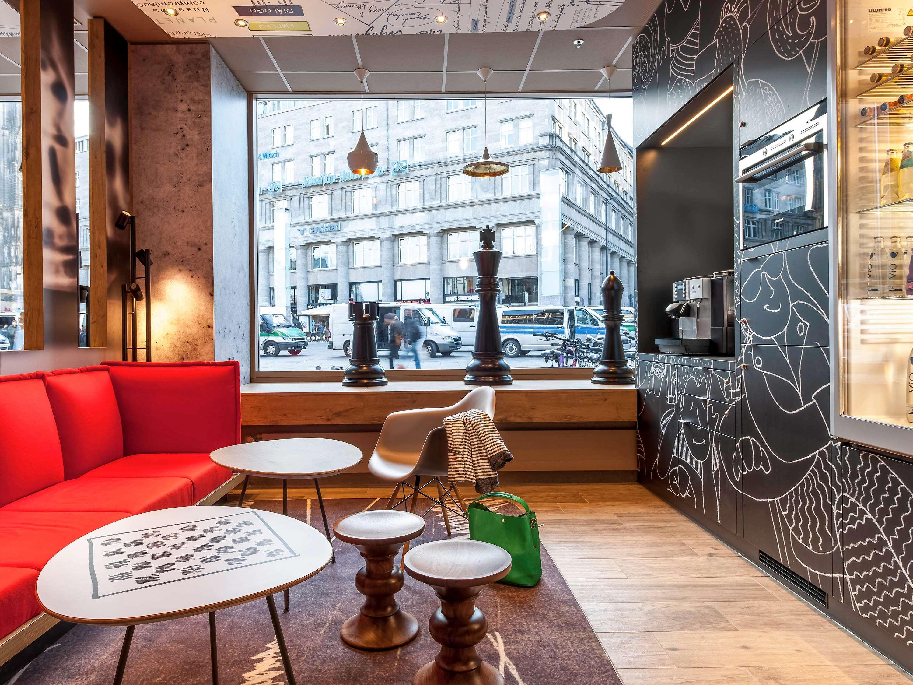 Ibis Hotel Koeln Am Dom Экстерьер фото