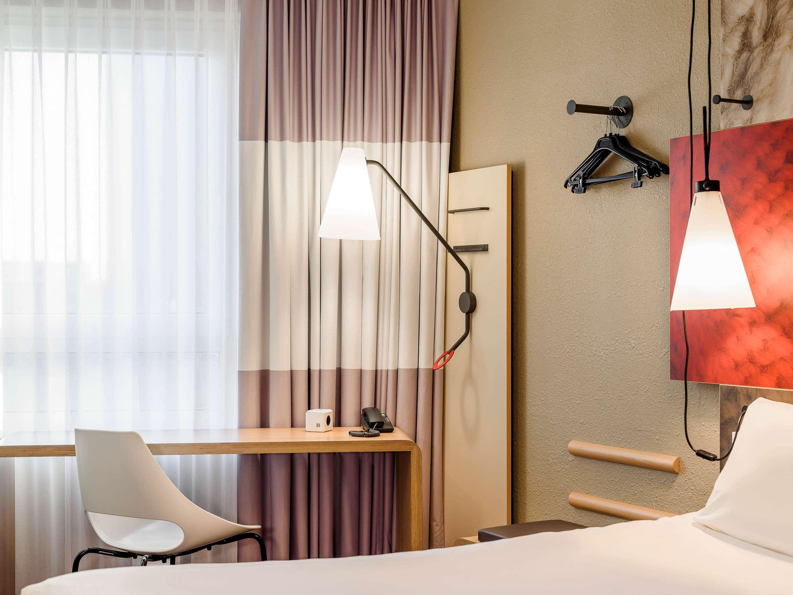 Ibis Hotel Koeln Am Dom Экстерьер фото