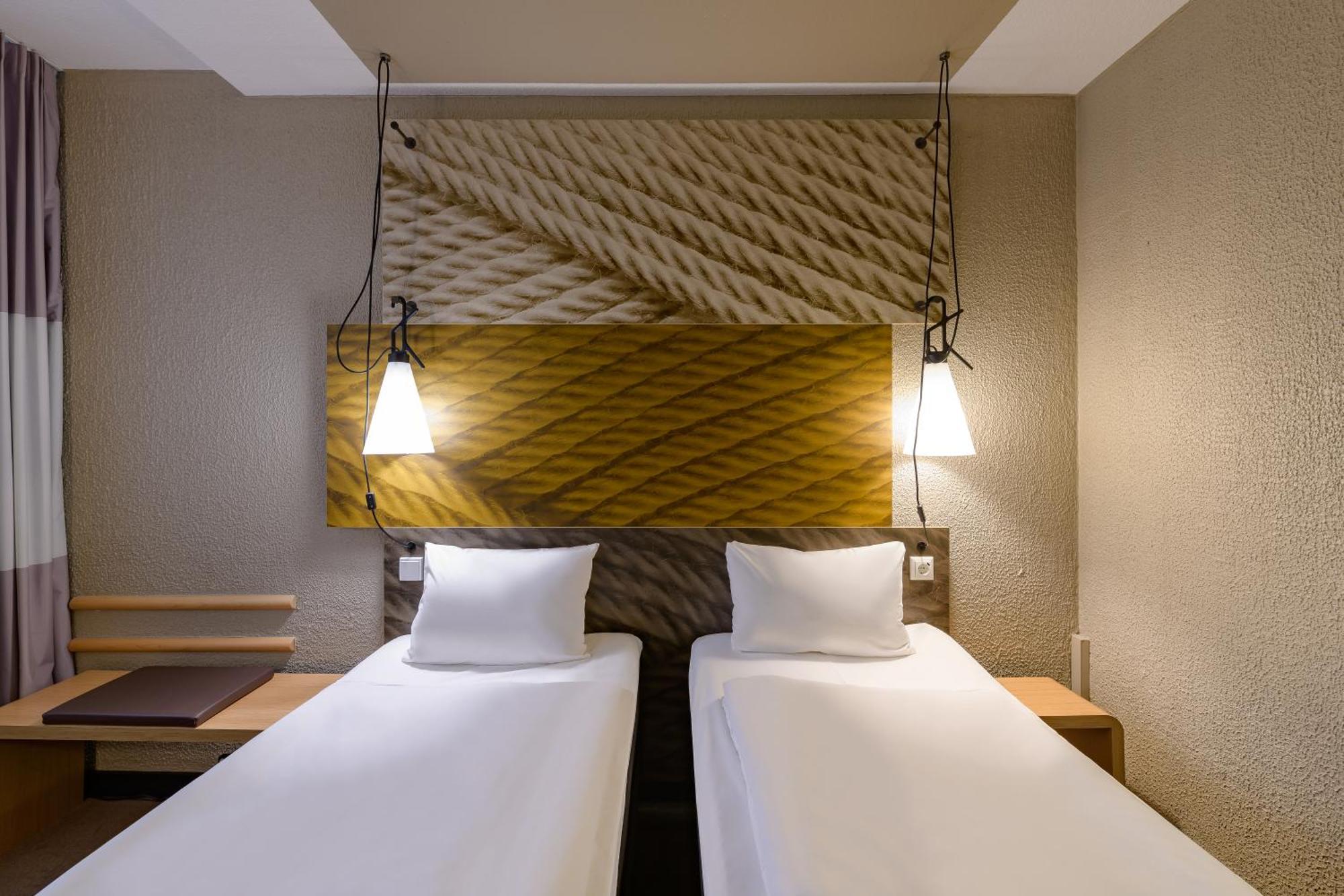 Ibis Hotel Koeln Am Dom Экстерьер фото